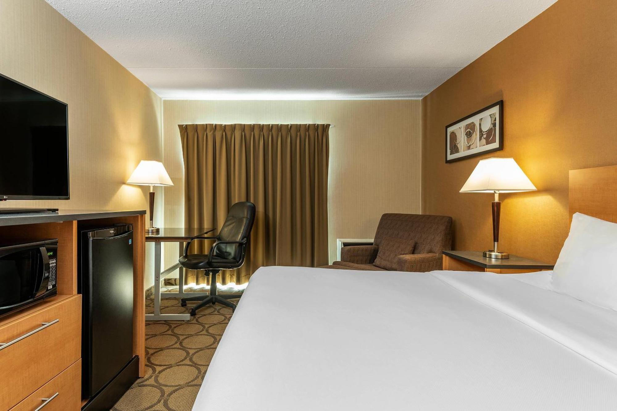 Comfort Inn West Edmonton Exterior foto